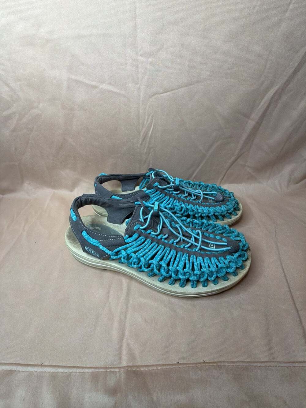Keen Uneek Sandals Blue Gray Woven Bungee Cord Water Hiking Shoes